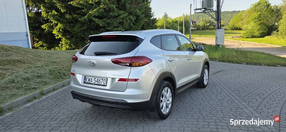 Hyundai Tucson 16 132 salon Polska srebrny Tucson Wadowice sprzedam