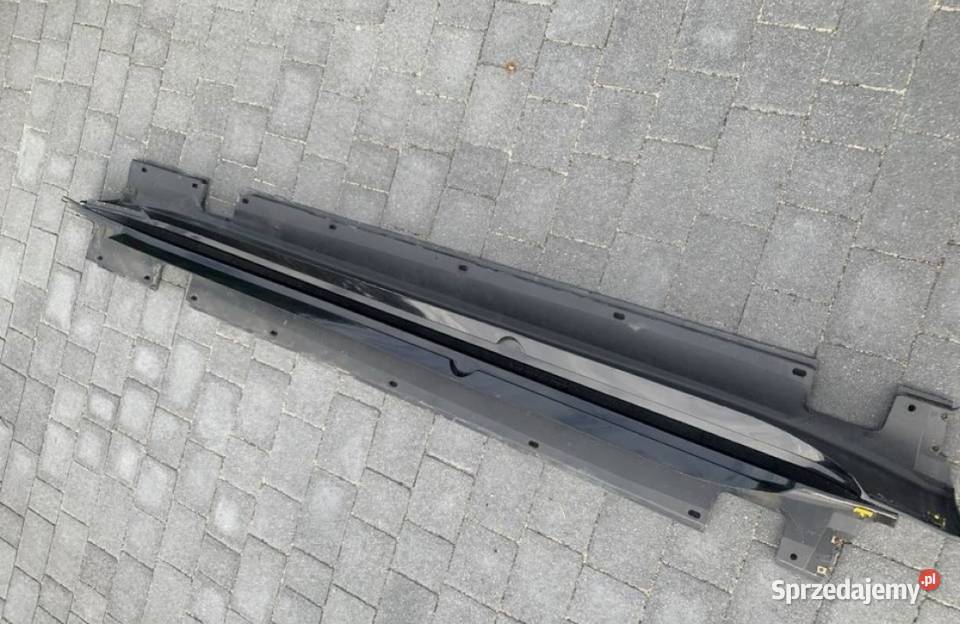 Nakładki progów BMW E60 LIFT 2 SZTUKI Karoseria Kazimierz Biskupi