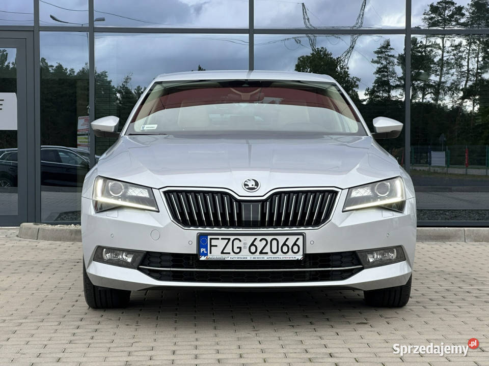 koda Superb EleKlapa Skóra Xenon Navi Grzane opolskie Kąty Opolskie