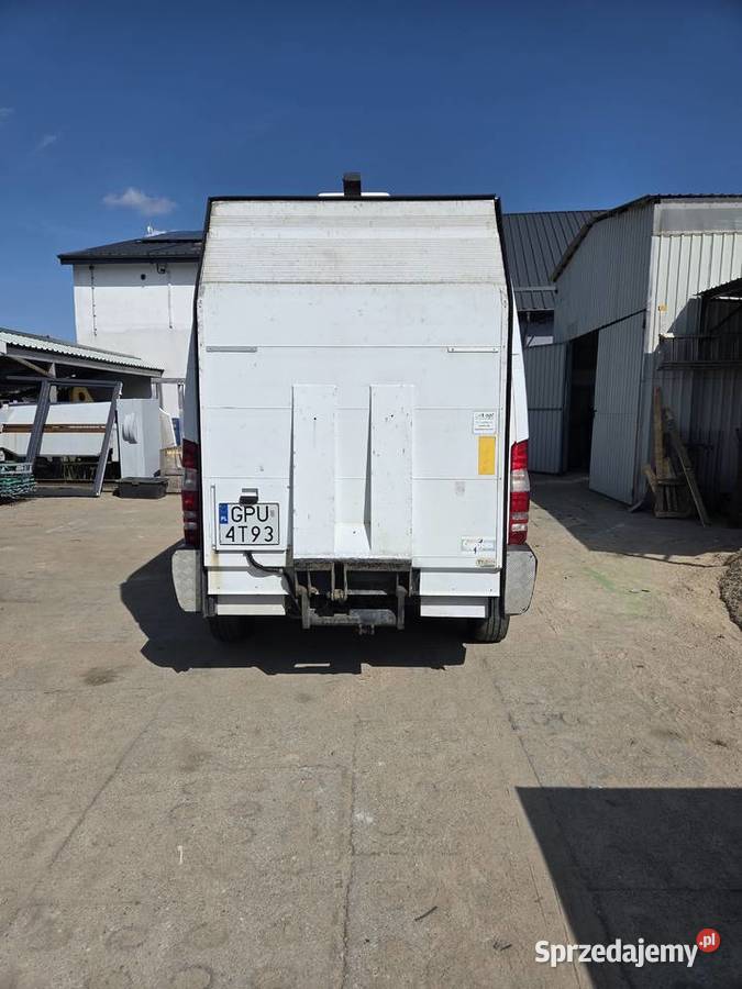 Mercedes sprinter