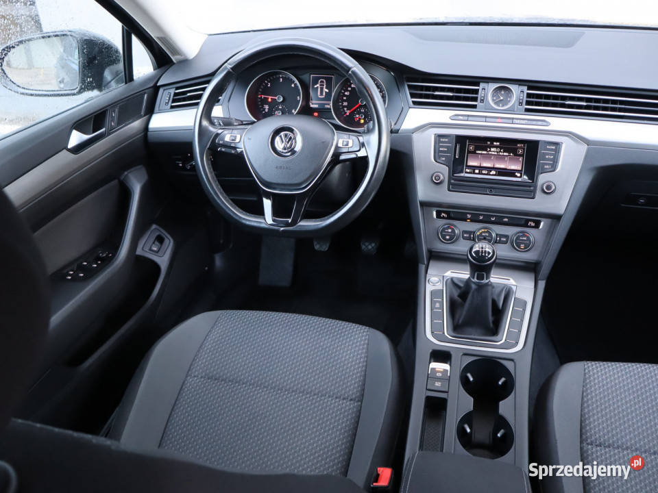 VW Passat 16 TDI nieuszkodzony