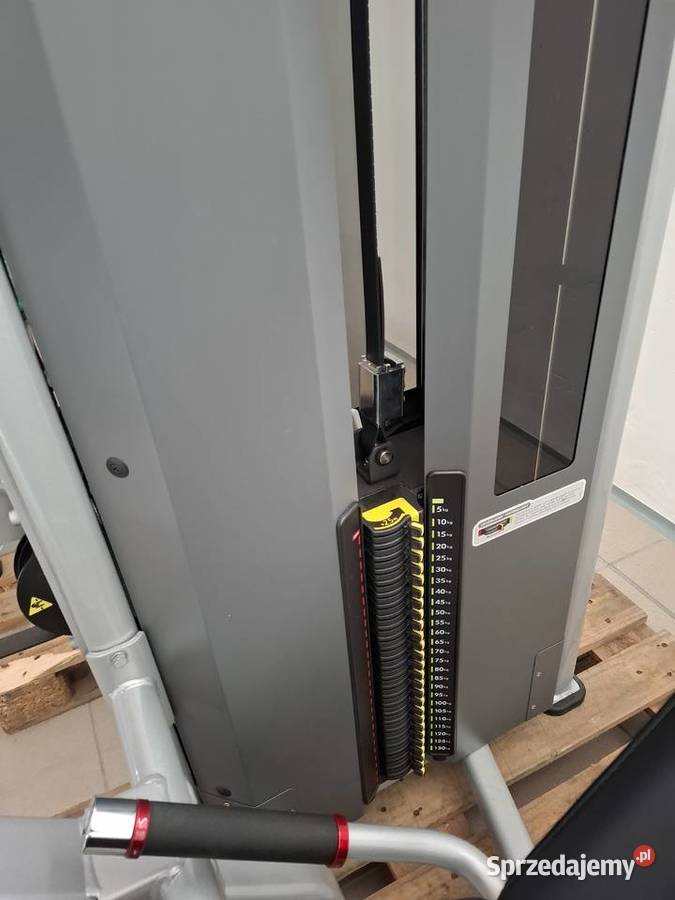 Maszyna na mięśnie czworogłowe uda Nautilus Wałcz