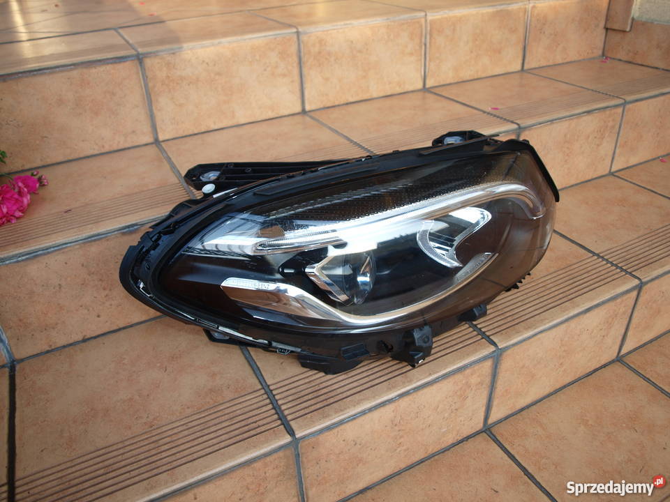 Mercedes B klasa W246 lampa prawa led 2012 2018r osobowe Oświetlenie Kalisz