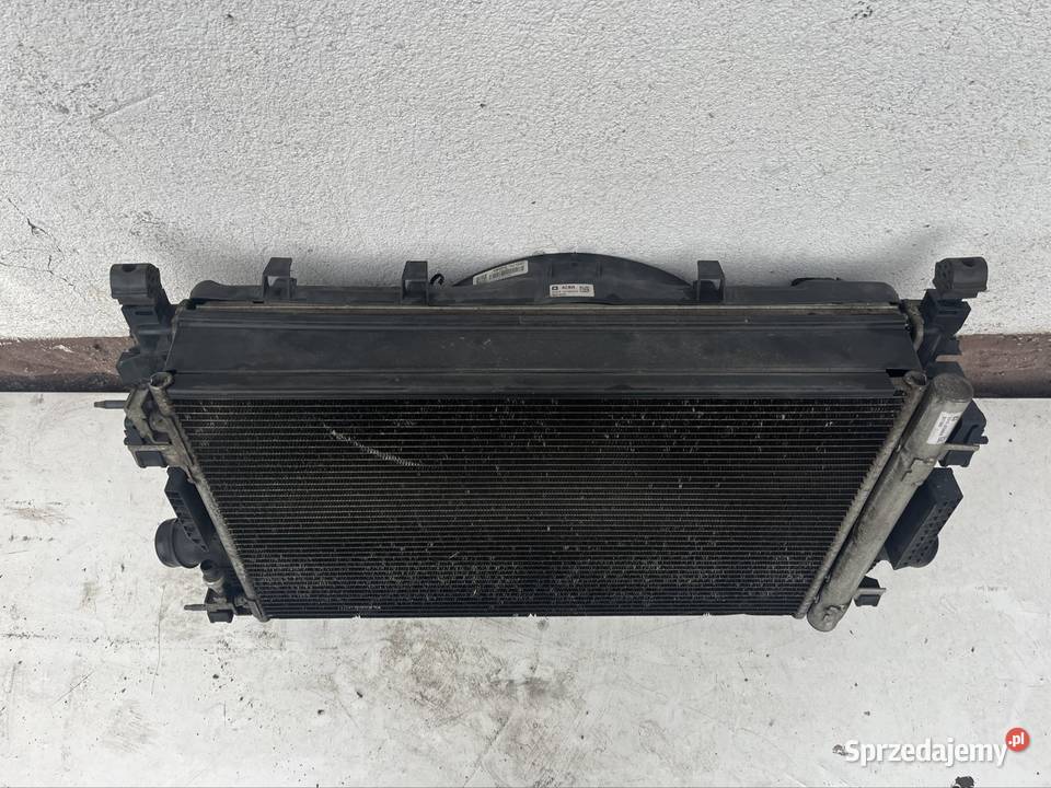 Komplet chłodnic z wentylatorami Opel Zafira C podkarpackie Mielec sprzedam