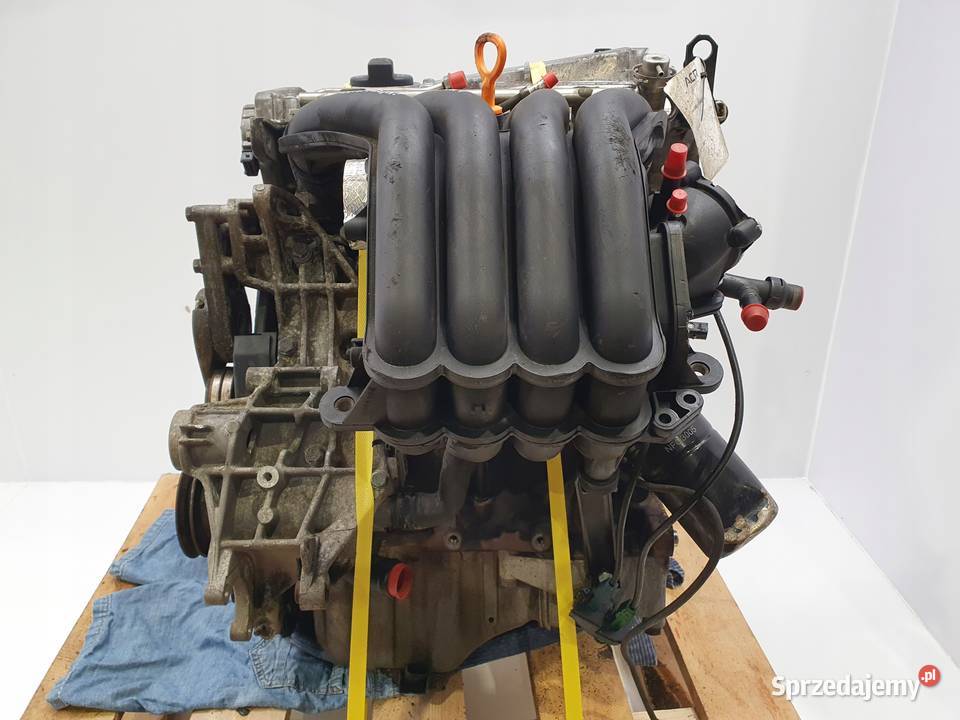 SILNIK Audi A4 B5 A6 C5 VW Passat B5 18 20V 125 Rudka