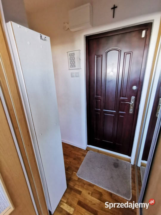 Białowieska 2pok boczna Legnickiej 365 m2