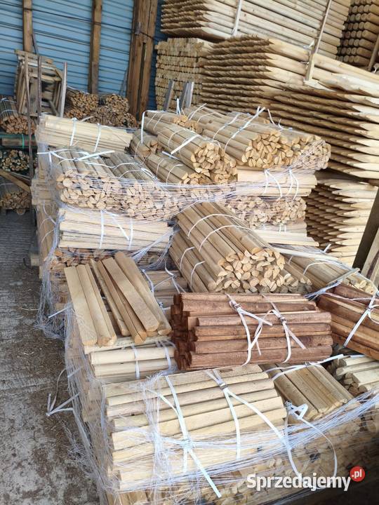 Paliki drewniane okrąglaki do nasadzeń ostrzone