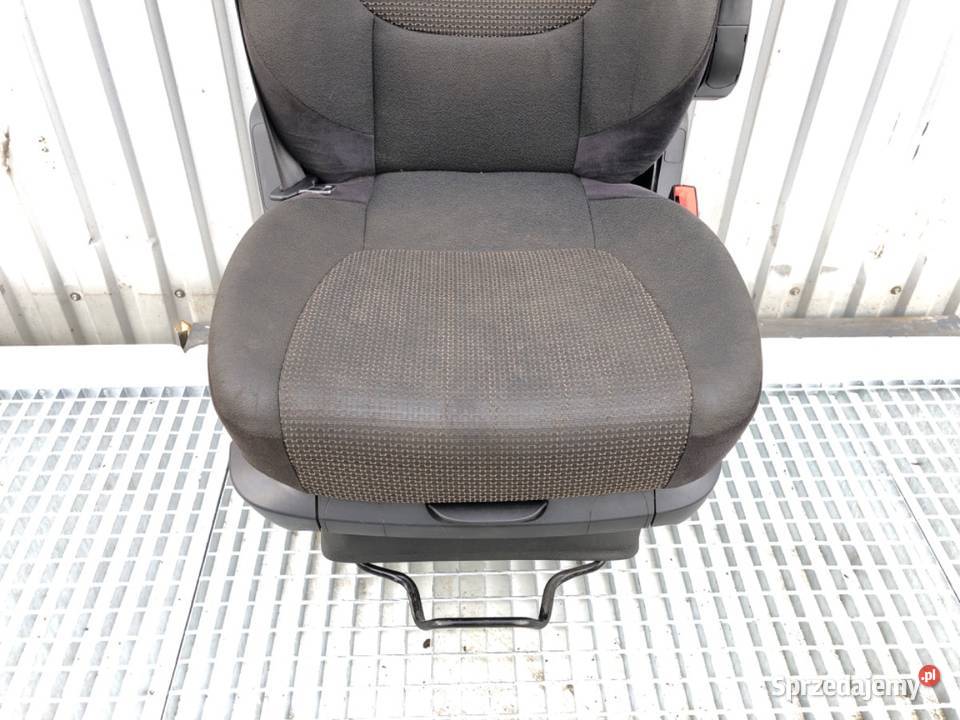 FOTEL PRAWY PRZÓD DAF XF Ciągnik siodłowy