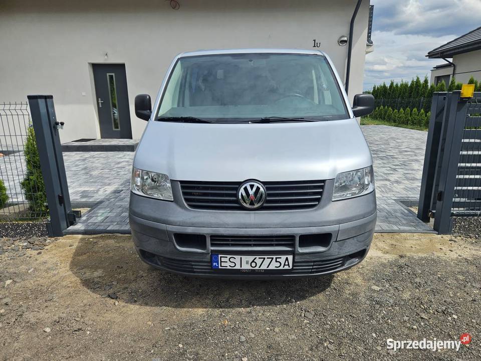 Volkswagen T5 wersja 9 osobowa Sieradz