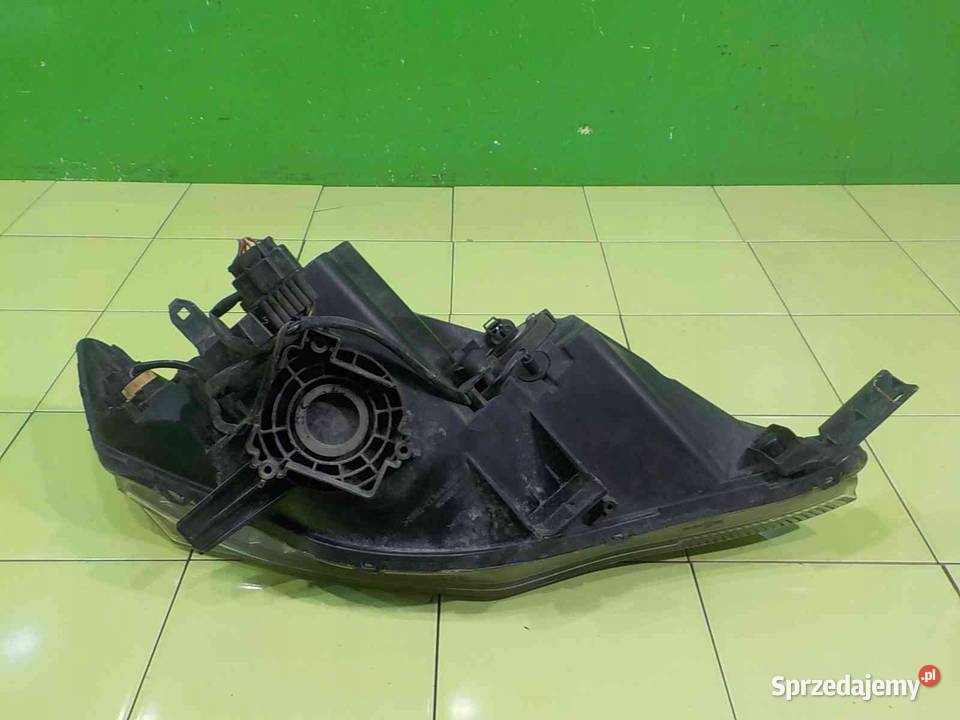 MITSUBISHI OUTLANDER II 20 DID 09r lampa lewa Suków