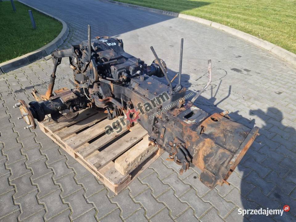 Skrzynia biegów most tylny Case 833 3232742R1 Byków