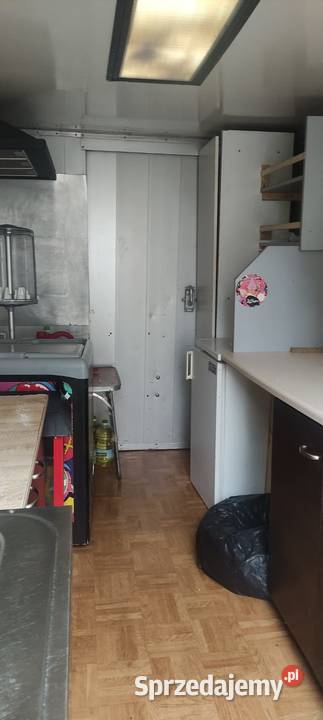 Foodtruck Food truck Mercedes Kaczka Sławno