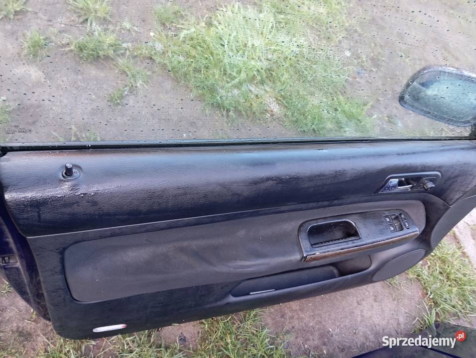 DRZWI PRAWE LEWE VW GOLF 4 IV 3 DRZWI Kobylnica