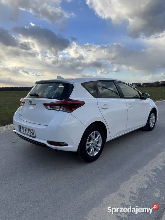 Toyota Auris 14D4D Salon Polska Bezwypadkowa 90KM Ostrów