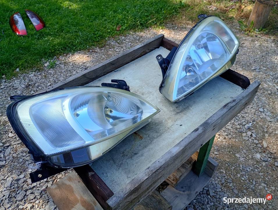 Opel Corsa C lampy przód Valeo Części samochodowe Kielce