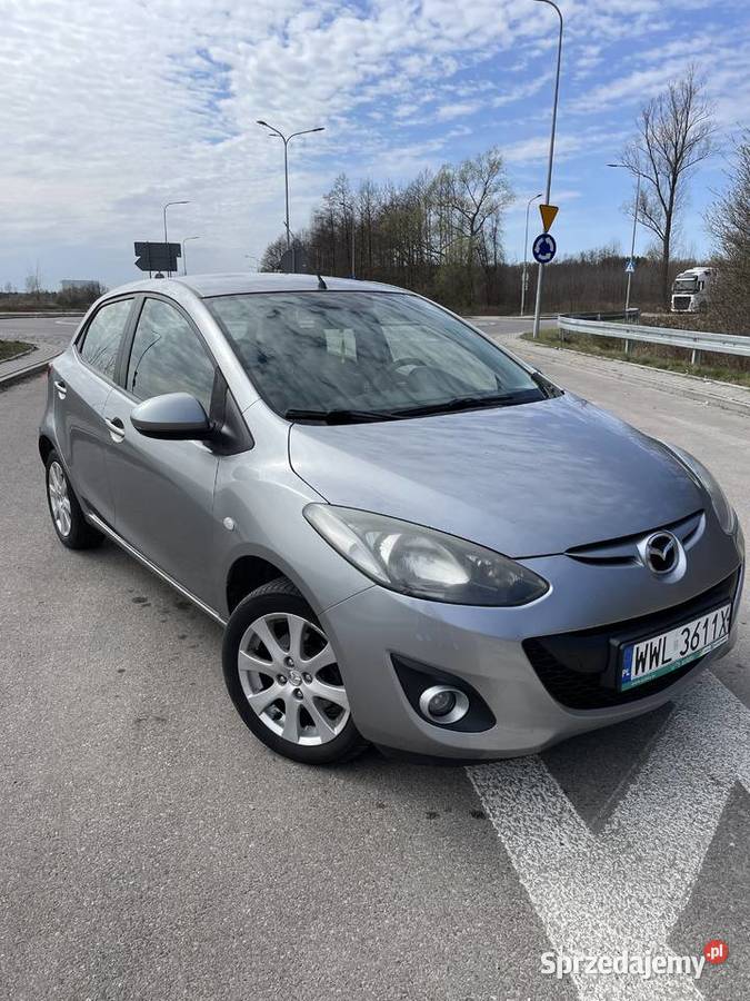 Mazda 2 13 COMFORT Zadbana nieuszkodzony Dąbrówka