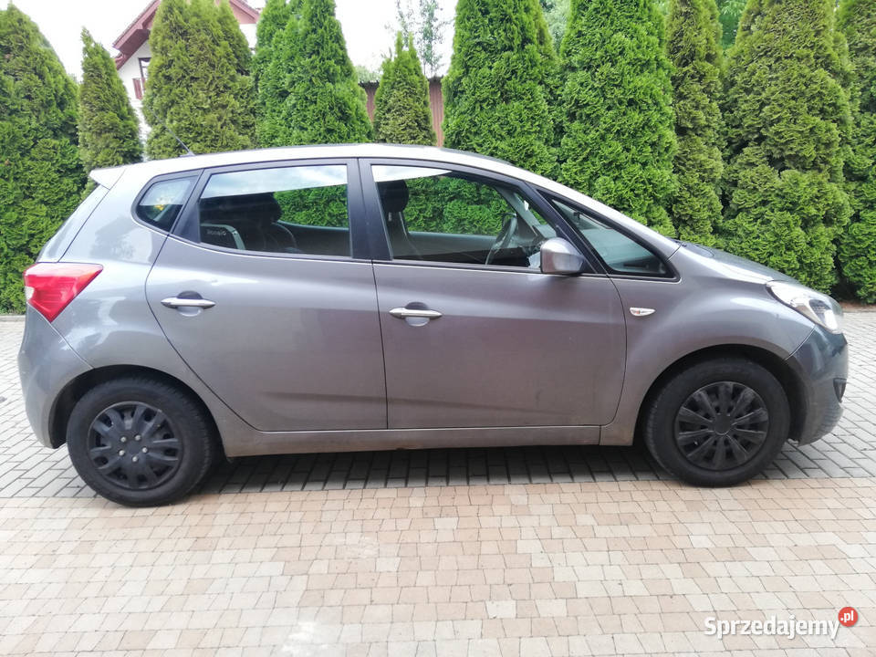 Hyundai ix20 2013 benzyna 14 szary metalik 160 kurtyny powietrzne Kraków