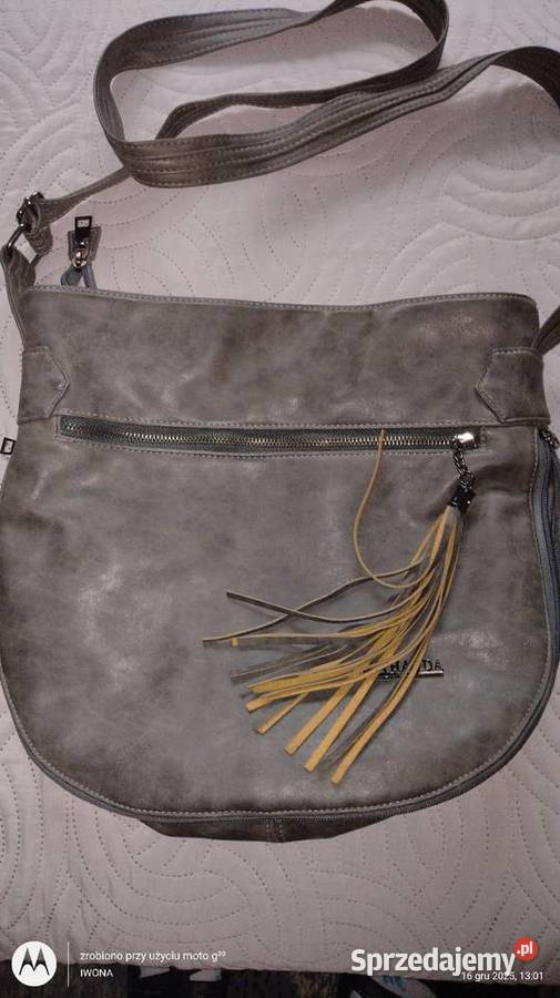 Elegancka szara torebka ze skóry Im Haoda wielkopolskie Ostrów Wielkopolski