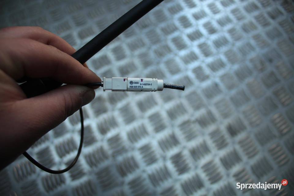 ANTENA VW GOLF V 6Q0035576A osobowe
