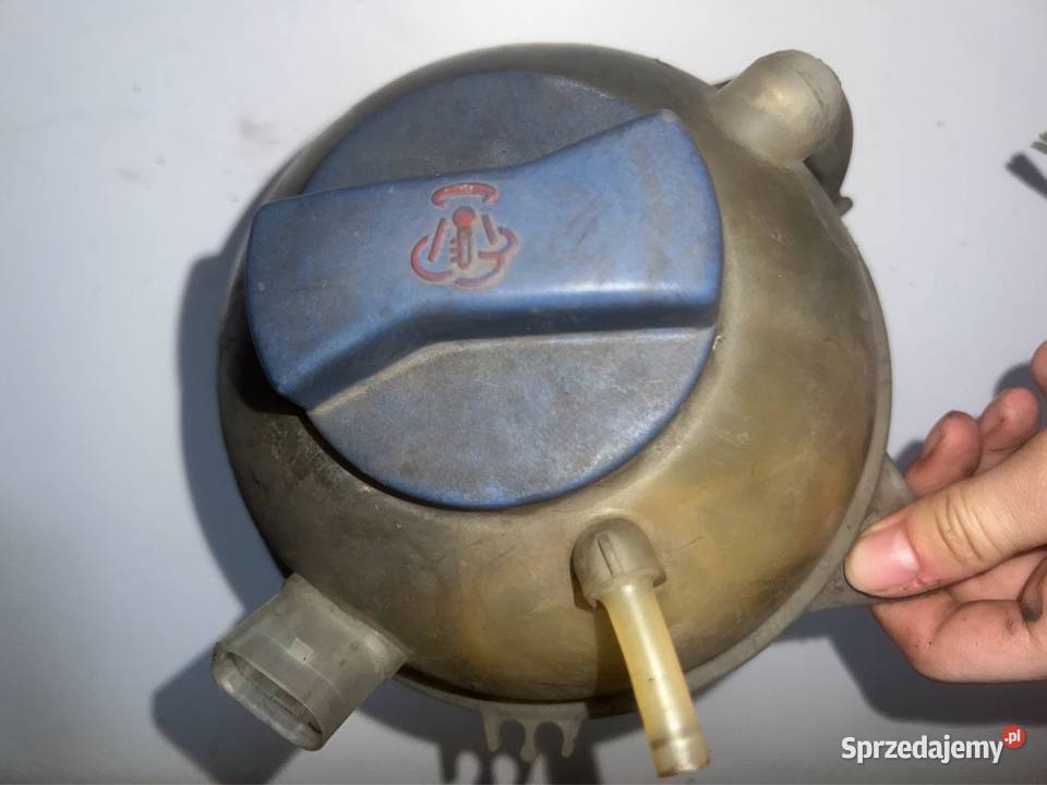 Zbiorniczek wyrównawczy VW GOLF IV