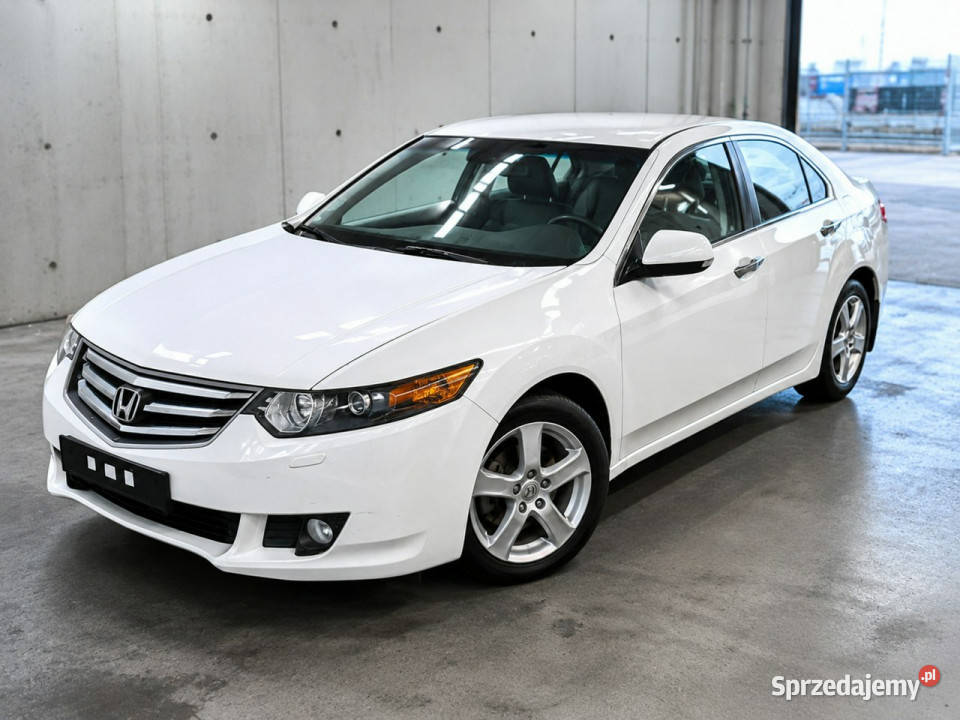Honda Accord VIII 2008 Sadlno