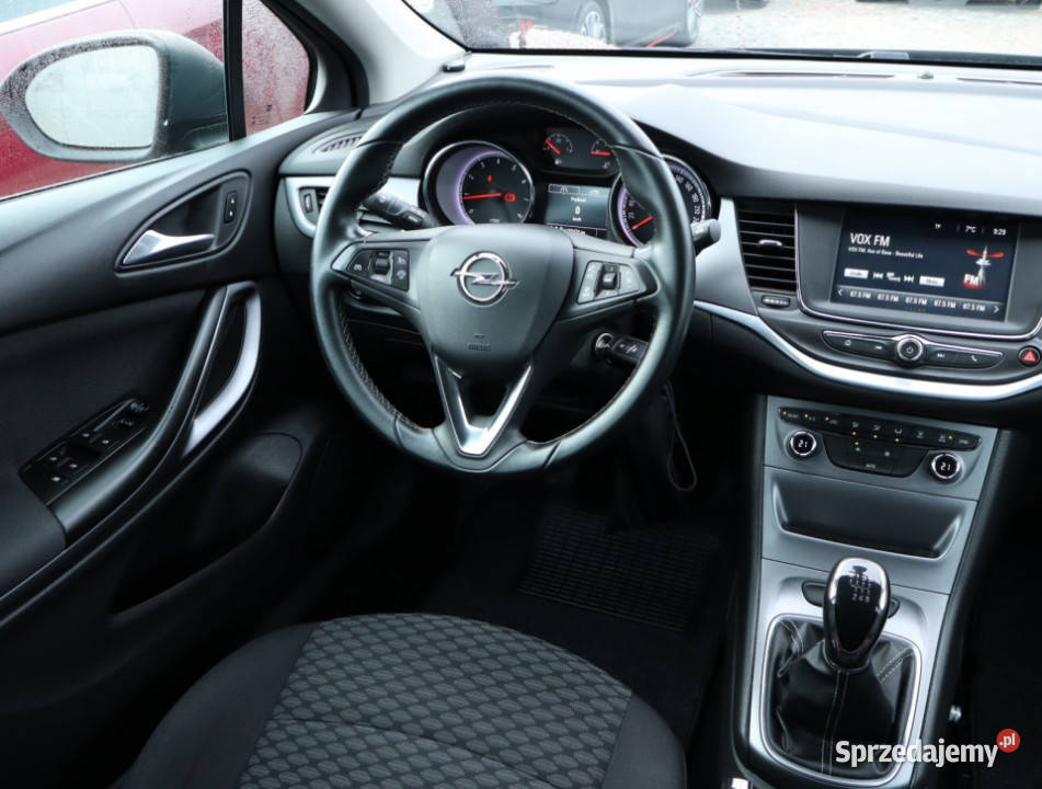 Opel Astra 14 T Piaseczno