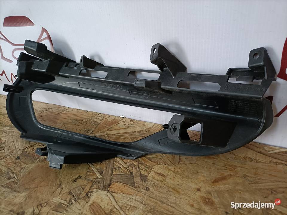 VOLVO XC60 II ŚLIZG MOCOWANIE HALOGENU LEWY Części montażowe Karoseria Pleszew