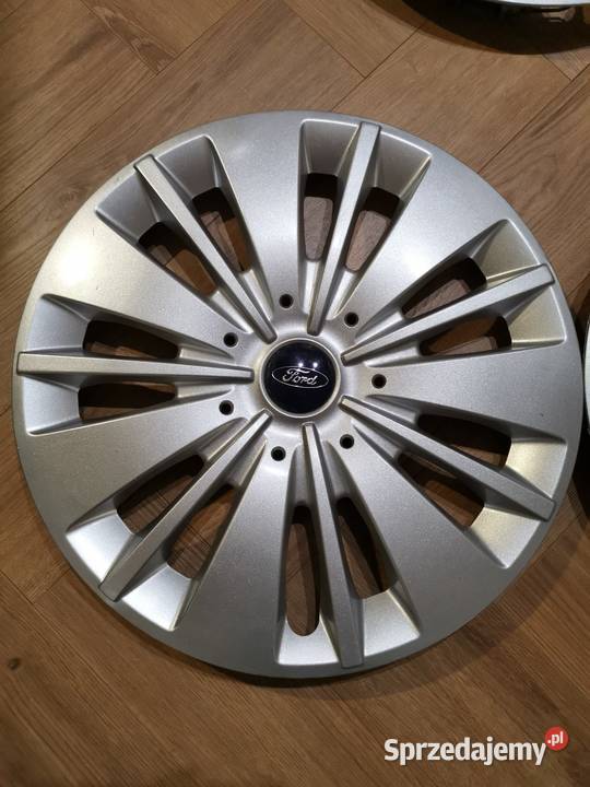 Kołpaki Ford 16 Borowo sprzedam