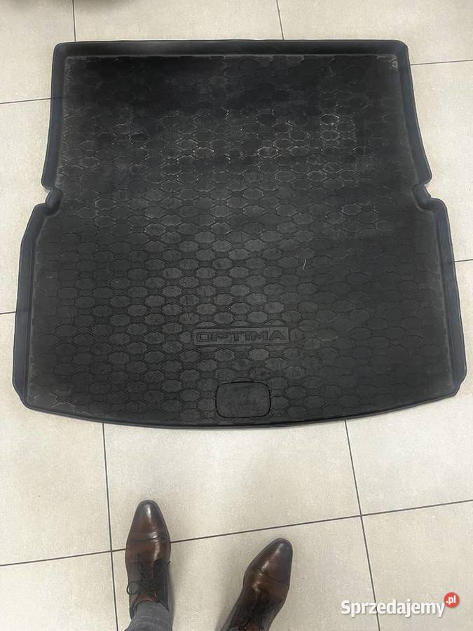 mata gumowa bagażnika Kia Optima kombi Oryg Gdańsk