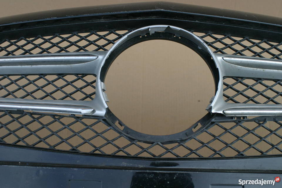 MERCEDES A KLASA W176 ZDERZAK PRZÓD PRZEDNI Bieleń