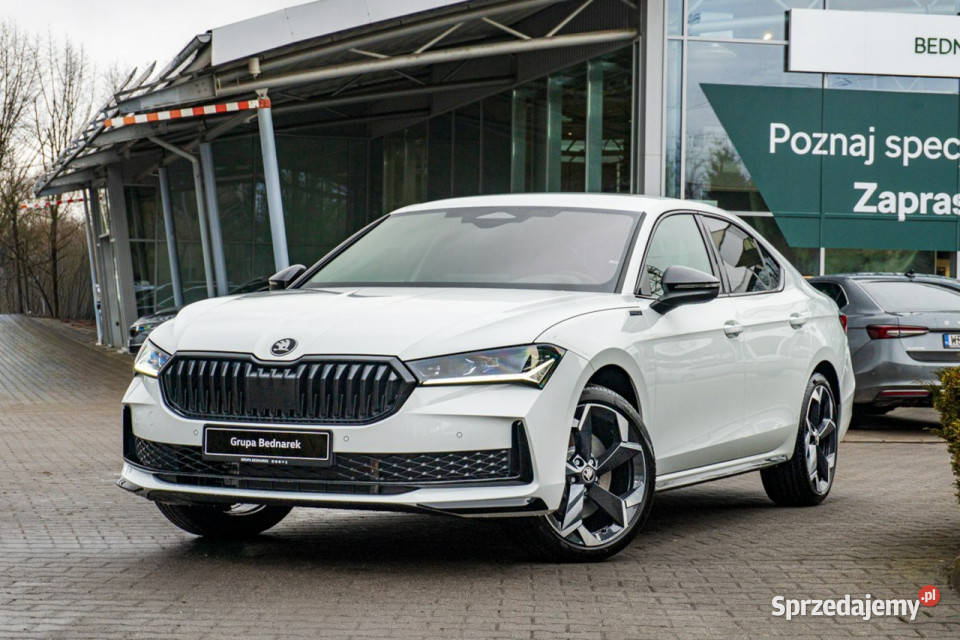 koda Superb Sportline 20 TSI 204 DSG IV 2023 światła LED Łódź