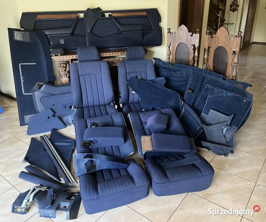 Mercedes W124 Coupe Granatowa Tapicerka na Kłomnice