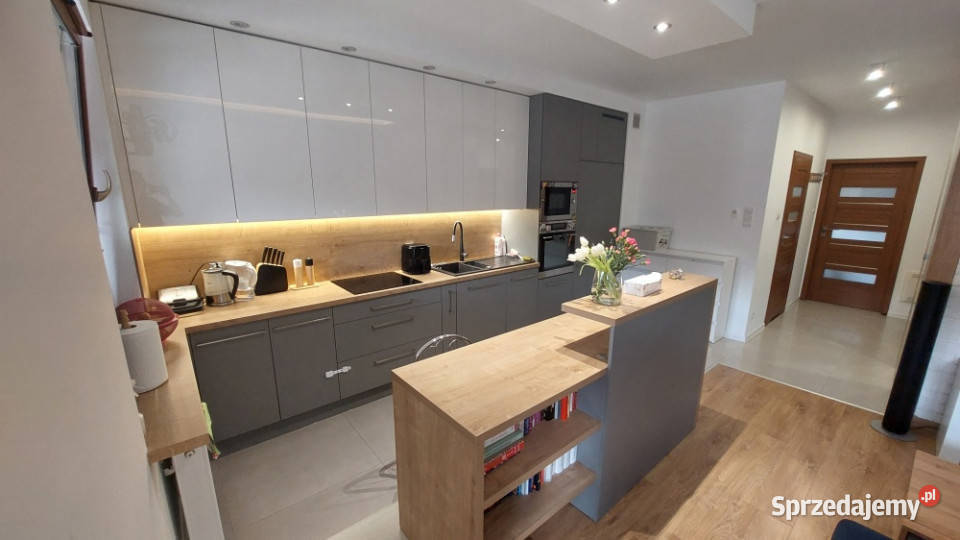 Mieszkanie 5093m2Garaż 2028m2Piwnica 166m2 Piła