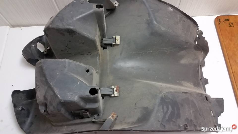 Piaggio sfera plastki pod kierownice ze Kraków