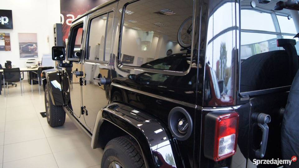 Jeep Wrangler czarny automatyczna Motoryzacja Warszawa