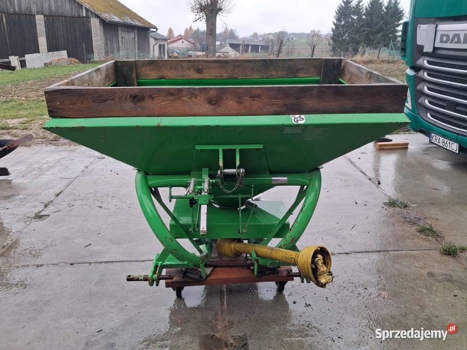 ROZSIEWACZE NAWOZU Rozsiewacze nawozów małopolskie Sułoszowa