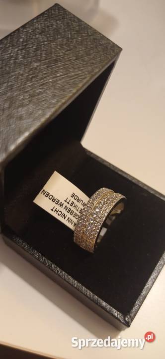 Pierścionekobrączka wysadzana cyrkoniami 15 NOWY sprzedam