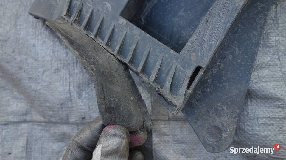 VOLVO C30 PLYTA OSLONA DOLNA ZDERZAKA Ruda Śląska