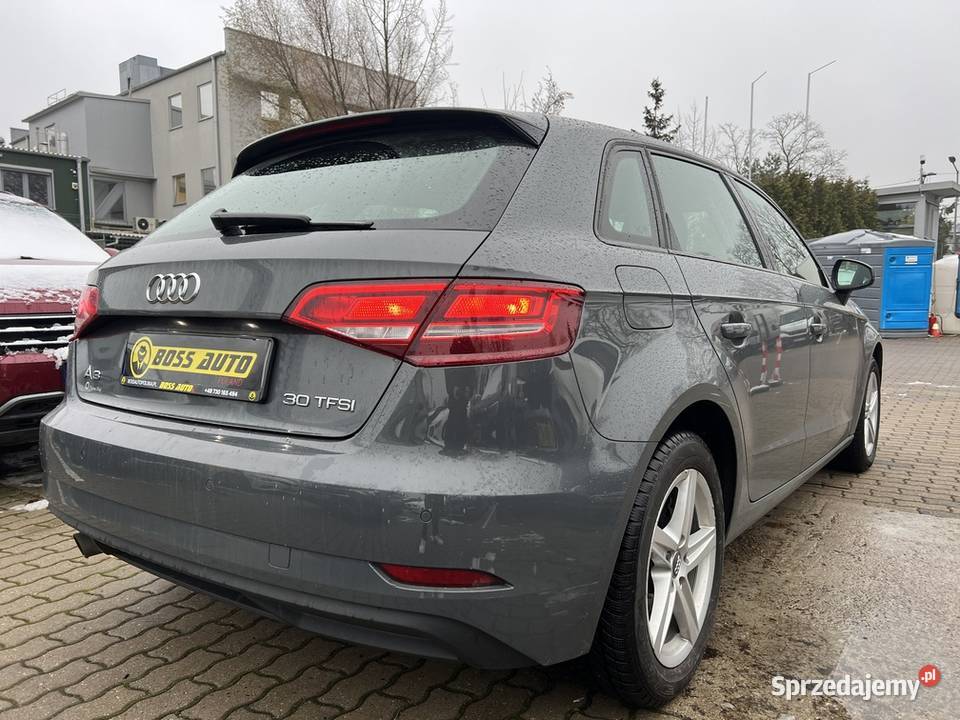 Audi A3 2019 benzyna Warszawa