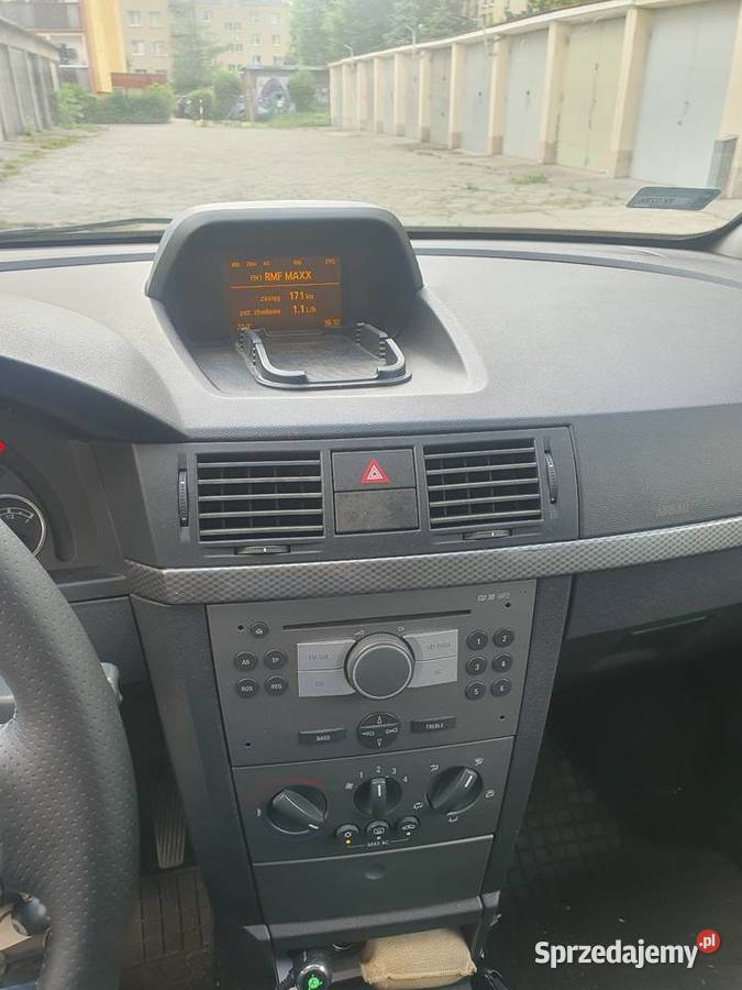 Opel Meriva ładna sprawna lakier metallic Kraków sprzedam