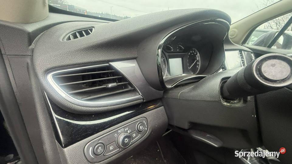 Opel Mokka 14 turbo Navi CarPlay ledy elektrochrom. lusterko wst. Opel sprzedam