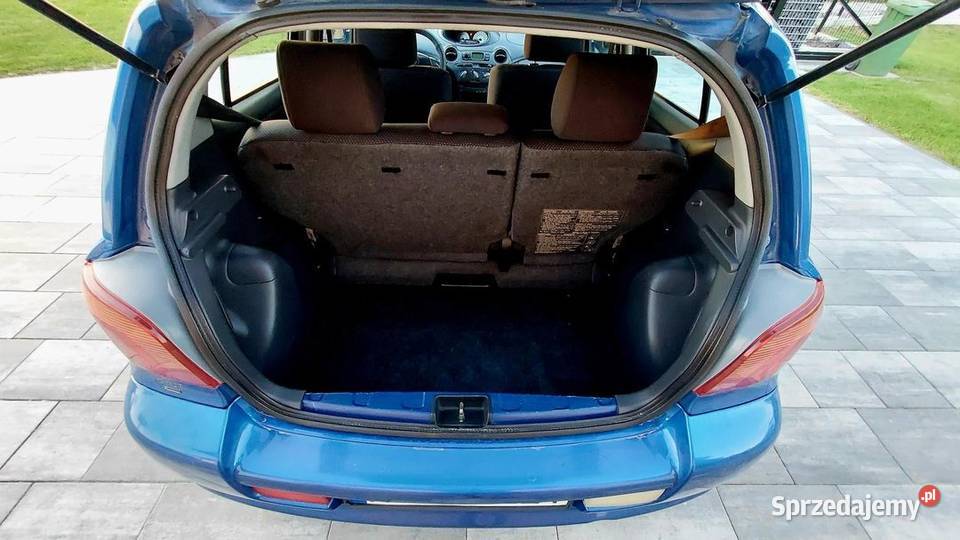 Toyota Yaris TS 5d 15 VVTi 105 super stan 1