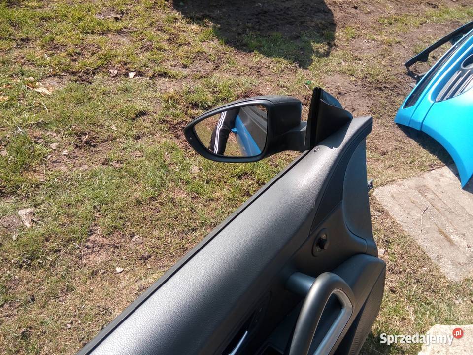 kpl drzwi kierowcy pod założenie scirocco LC9X Rok produkcji 2008 Wałbrzych
