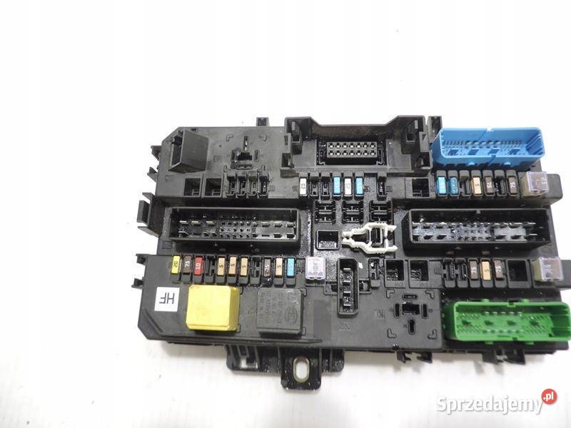 SKRZYNKA BEZPIECZNIKOW 13206758 HF OPEL ASTRA H