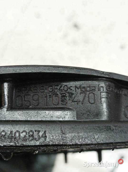 POKRYWA ZAWORÓW 059103470R 30 TDI Audi A6 III sprzedam