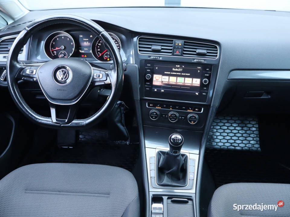 VW Golf 14 TSI Kombi Golf Katowice