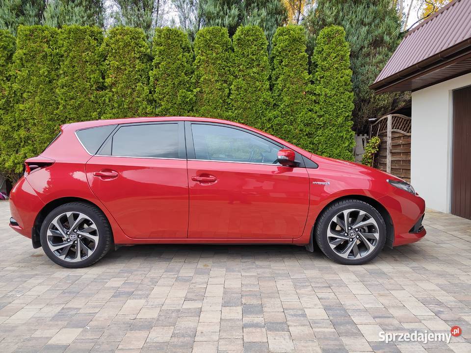 Toyota Auris 18 Hybrid Salon Polska Turek