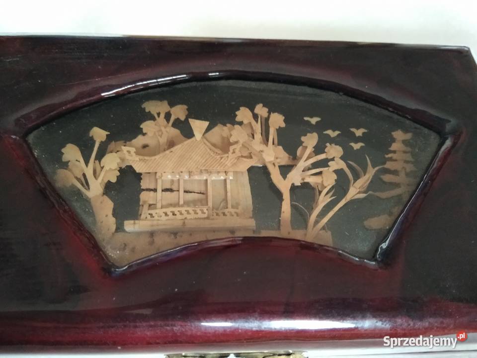 Piękna rzeźbiona chińska szkatułka pudełko na Gdańsk sprzedam