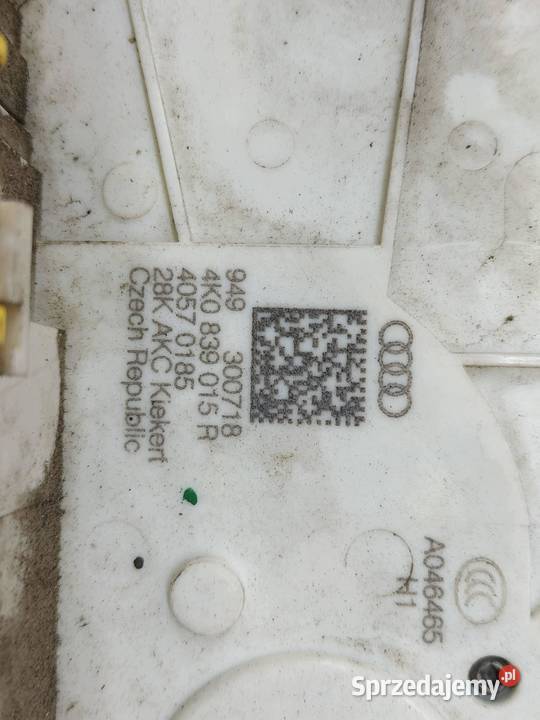 ZAMEK DRZWI TYŁ LEWY SEDAN 4K0839015R Audi A7 II