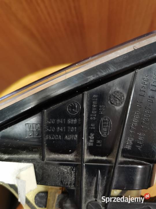SKODA FABIA 2 II LIFT ROOMSTER 1014 HALOGEN LEWY lewe pomorskie Luzino